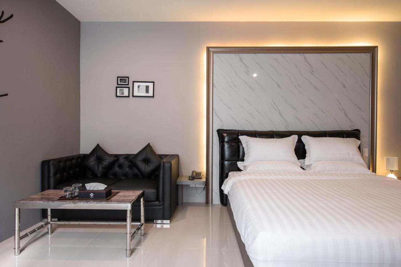 The Valen Resort Bangkok Buitenkant foto